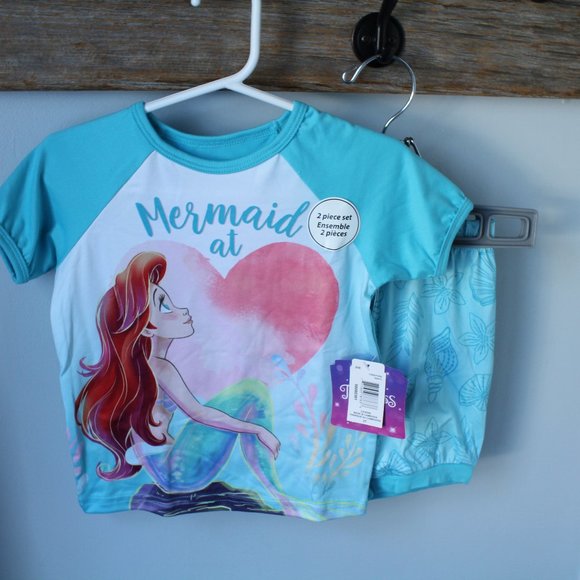 The Little Mermaid Ariel Size 2T 2 Piece Pajama Set - Picture 1 of 5